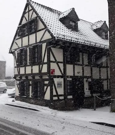Altes Romantisches Fachwerkhaus In Rheinnaehe Auch Fuer Workation Geeignet Köln Exterior foto